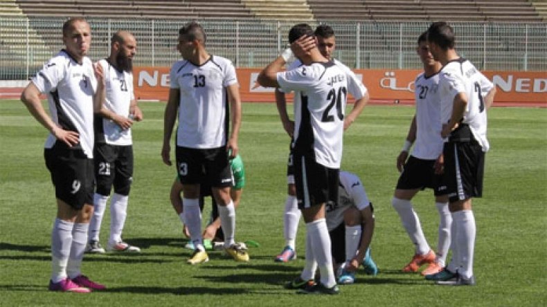 السلاحف يتعثرون في أول جولة واللاعبون يعدون بالتدارك