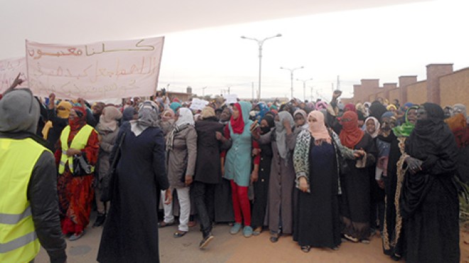 مسيرة نسائية تجوب شوارع عين صالح ضد الغاز الصخري