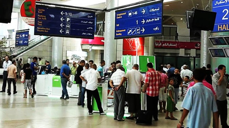 مغترب يحاول تمرير أجهزة عسكرية حساسة عبر المطار!