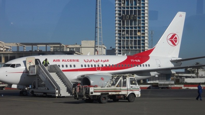 تعليق الرحلات الجوية من الجزائر نحو البقاع المقدسة