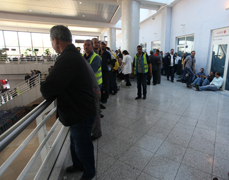 Aéroport d’Alger: 16 000 euros par mois pour les Français et 16 000 dinars aux Algériens!
