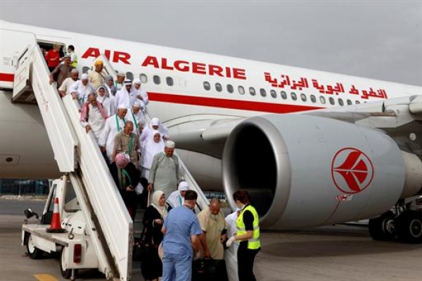 Bouderbala: «Le prix du billet d’avion pour le Hadj ne sera pas revu à la hausse»