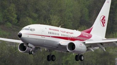 Le syndicat propose une hausse de 17 millions de centimes dans les salaires des pilotes : Le DG d’air Algérie rencontre le partenaire social