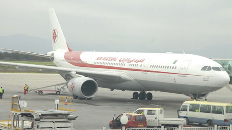 متابعة مسؤوليْن بالجوية الجزائرية في اختلاس أموال عمومية