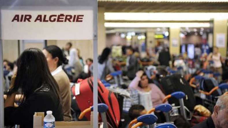 أويحيى: الحكومة أمرت بتأجير طائرات لنقل العالقين وفتح حوار مسؤول مع المضربين