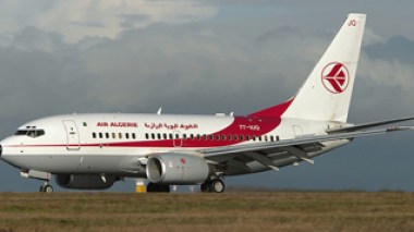 Air Algerie stewardesses warn over strike