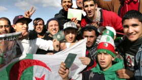 600 مناصر يطيرون إلى بانغيلا لمساندة محاربي الصحراء