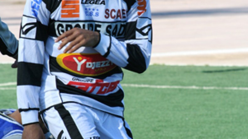 آخر موسم للحاج عيسى مع الوفاق وسرار يراهن على تحويله لأوروبا