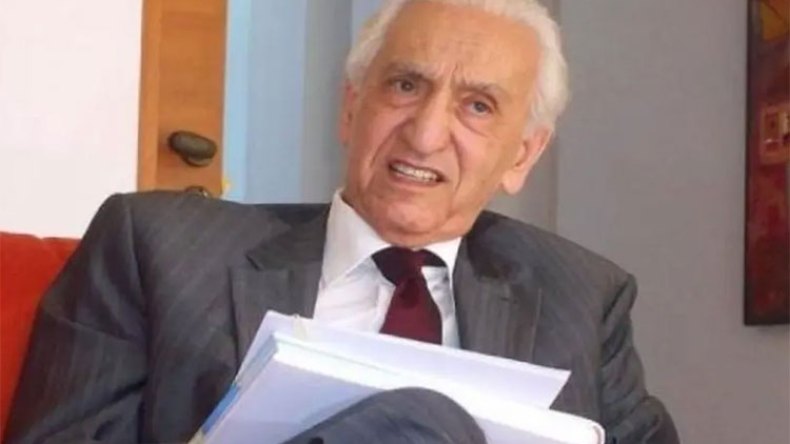 العائلة ترفض تسييس ذكرى وفاة “الدا الحسين”