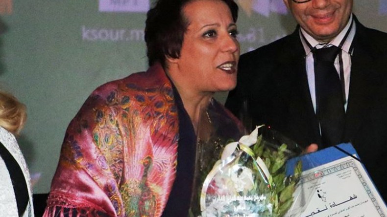 تونس آيت علي تنجح في كسر الطابو بإحترافية واحترام