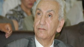 العسكري: صحة حسين آيت أحمد مستقرة