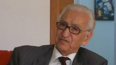 Hocine Aït Ahmed invite les élus du FFS à une organisation “rigoureuse”