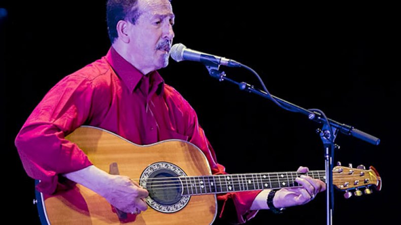 جولة فنية جديدة لآيت منقلات يفتتحها من ولاية تيزي وزو