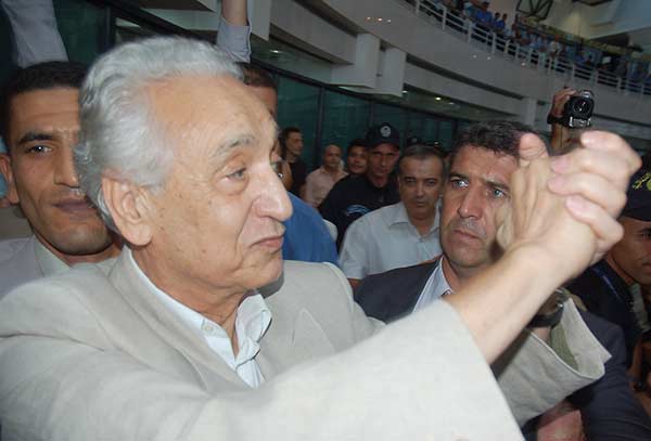 FFS Leader Houcine Ait Ahmed suffered a brain stroke, lost the ability to speak