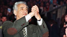 عائلة أيت أحمد تتهم السلطة بمحاولة الاستثمار في جنازة الفقيد