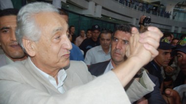 Ait Ahmed quits FFS leadership