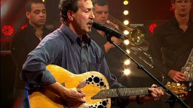 آيت منقلات في الجزائر بعد إجرائه لعملية قلب مفتوح