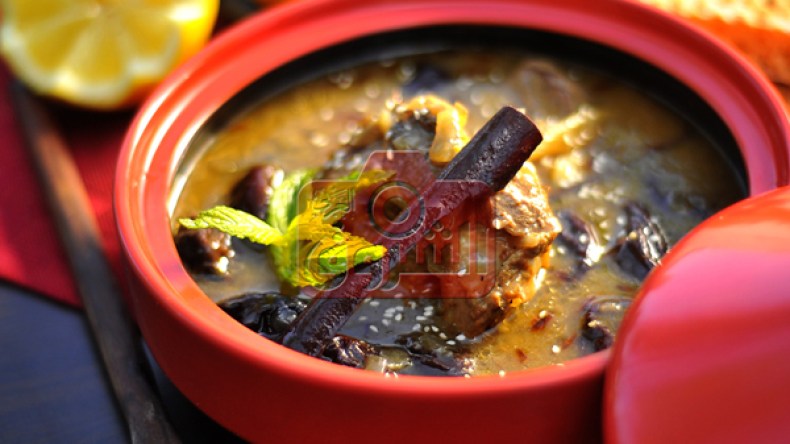 طاجين كتف الخروف بالعينة