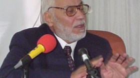 عاكف لا يستبعد انتخاب غير مصري لخلافته