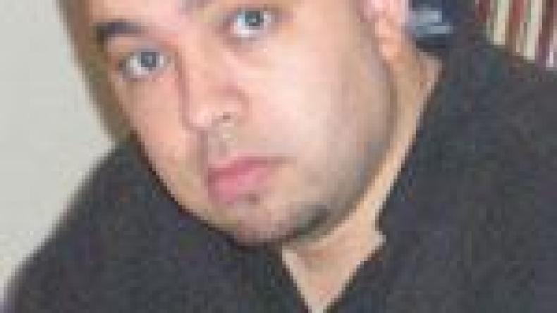 “البالون” والفرحة.. و”الاحترام”!