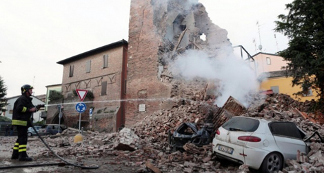 Séisme en Italie: six morts et une cinquantaine de blessés