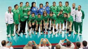 منتخب اليد إناث يواجه الكونغو في نصف النهائي الإفريقي