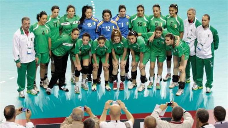 منتخب اليد إناث يواجه الكونغو في نصف النهائي الإفريقي