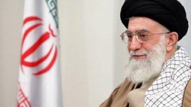 Iran: Khamenei demande à Obama de joindre les actes à la parole