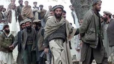 Al-Qaïda jure de venger Ben Laden, Obama rencontre les membres du commando