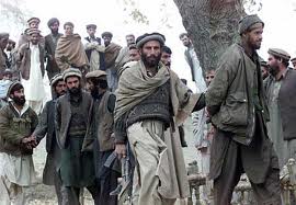 Al-Qaïda jure de venger Ben Laden, Obama rencontre les membres du commando