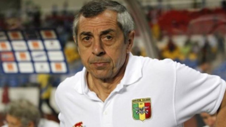 ألان جيراس :”الوضع بمالي غير آمن وسأعود للاجتماع بمسؤولي الاتحاد لنرى ما ينبغي فعله”