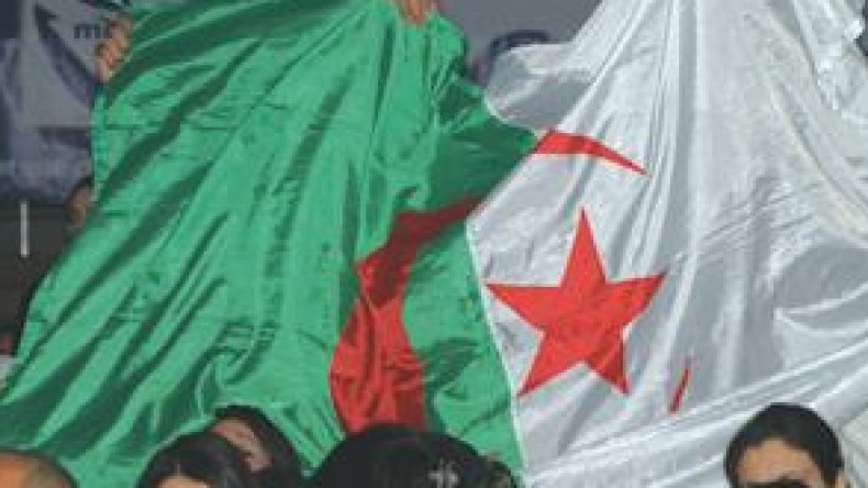 اندلاع حرب جزائرية اسرائيلية في الملاعب العالمية