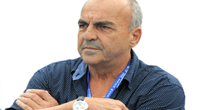 الرابطة تعاقب  مدرب نصر حسين داي ألان ميشال بمباراة واحدة