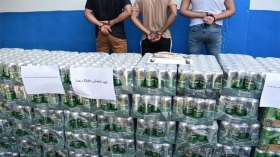 توقيف شخص وحجز 3396 وحدة من المشروبات الكحولية بغليزان