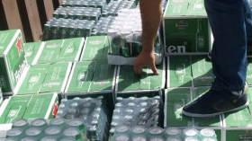 توقيف 4 أشخاص سوقوا مشروبات كحولية دون رخصة بالعاصمة