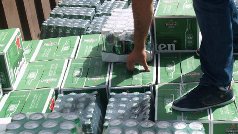 توقيف 4 أشخاص سوقوا مشروبات كحولية دون رخصة بالعاصمة