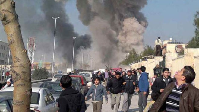 مقتل 22 على الأقل في غارات جوية للجيش السوري على حلب