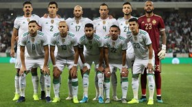 المنتخب الوطني بِلباس أبيض