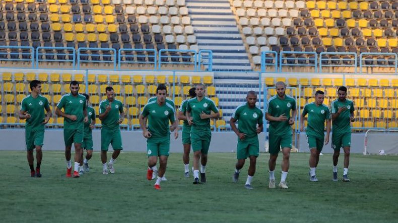 3 لاعبين جزائريين سيُواجهون نيجيريا بِحذر شديد