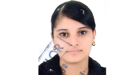 Algerian lady stranded in the city of Melilla with four children