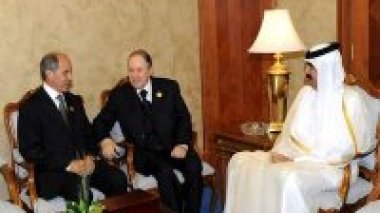 Deuxième rencontre tripartite entre le président Bouteflika, le président du CNT libyen et l’Emir du Qatar