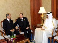 Deuxième rencontre tripartite entre le président Bouteflika, le président du CNT libyen et l’Emir du Qatar