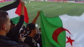 تأخير موعد مواجهة الجزائر وفلسطين بنصف ساعة