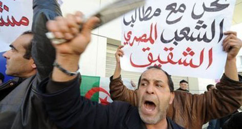 Algérie: manifestation devant l'ambassade de Syrie bloquée par la police