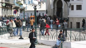 54 بالمائة من الجزائريين ساخطون على مستواهم المعيشي