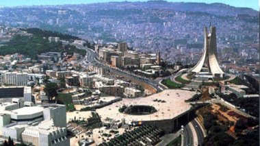 Le chômage, le logement, les salaires, la bureaucratie…dossiers reportés