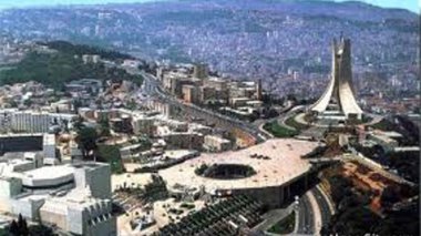 Les partis politiques exigent  des réformes