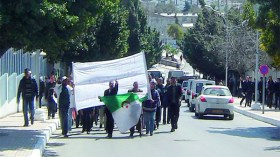 الدرك يوقف بالبليدة مسيرة لأفراد التعبئة باتجاه العاصمة