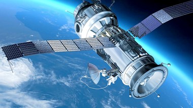 Algeria reinforces borders surveillance and protection via satellite