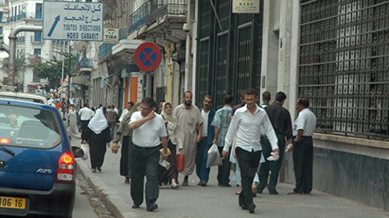 إجراءات التقشف تثير مخاوف الجزائريين